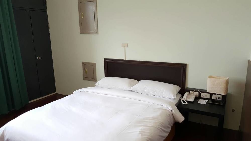 Chichi Hotel Nantou Exterior foto